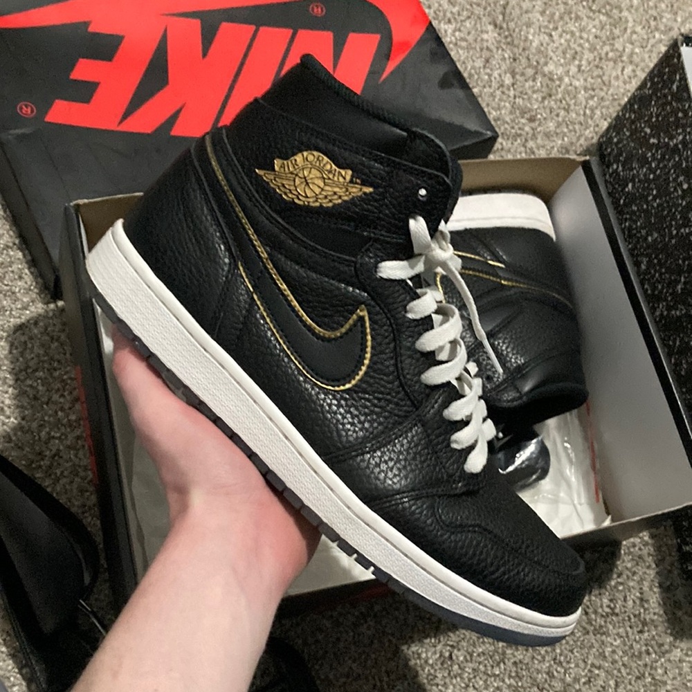 Jordan 1 city of flight